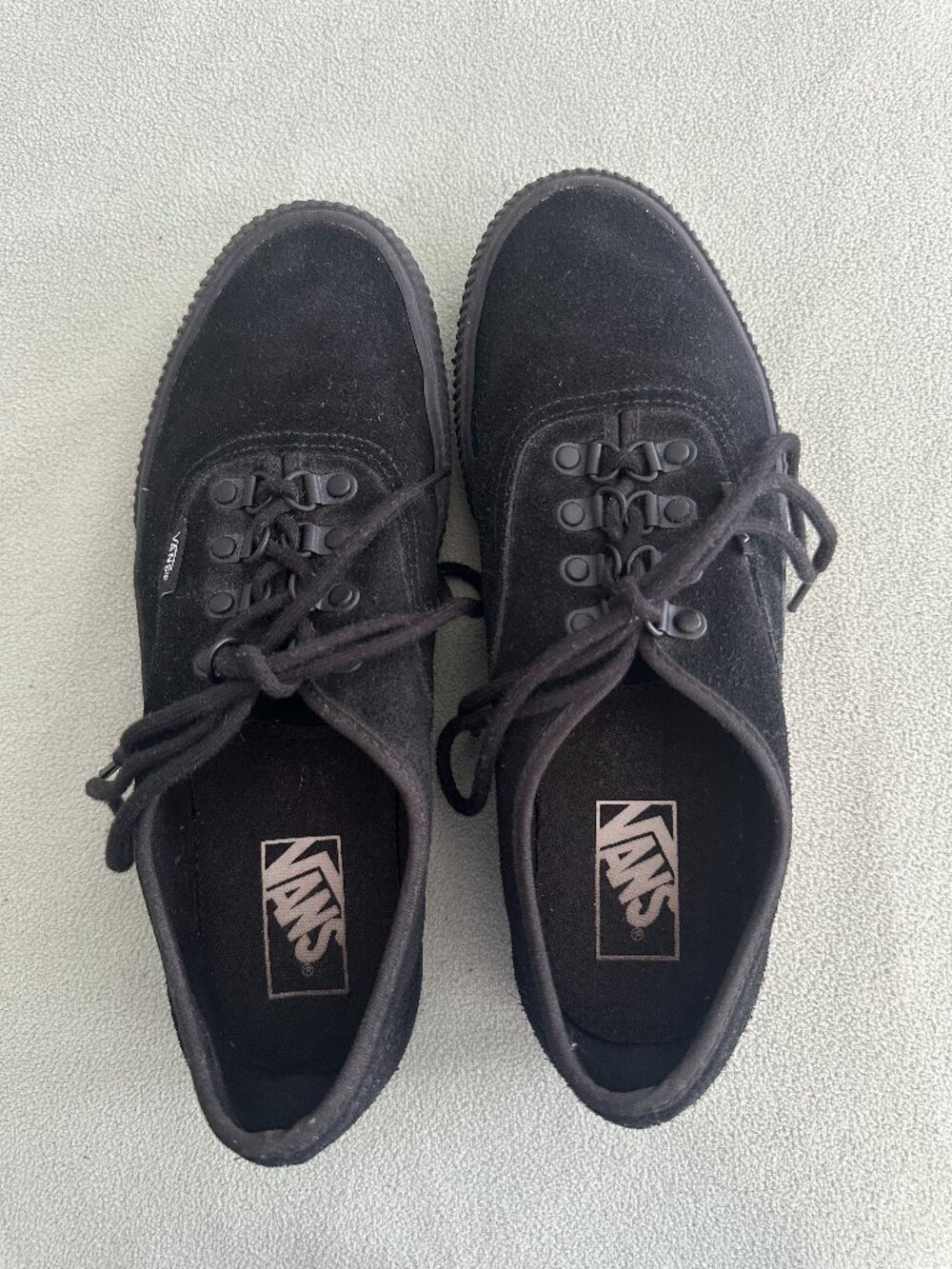 VANS Black Suede Platform Sneakers D-Ring Hardware Women’s Size 10